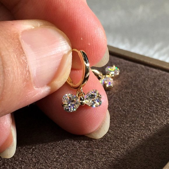 🔥18K Gold Hoop Huggies Exquisite Crystal Bowknot Drop Dangle UNVN12488 - Picture 4 of 6